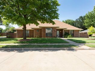 4330 Chelsea Dr, Wichita Falls, TX 76309
