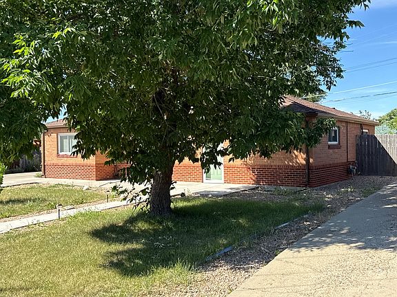 2nd image of 8941 Fir Dr