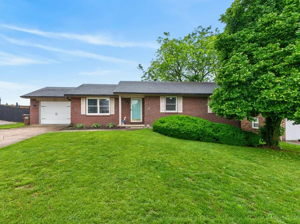 307 Castle Blvd, Paris, KY 40361