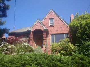 7302 17th Ave NW, Seattle, WA 98117