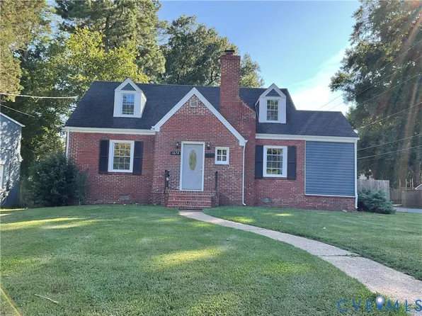 1874 Sherwood Rd, Petersburg, VA 23805