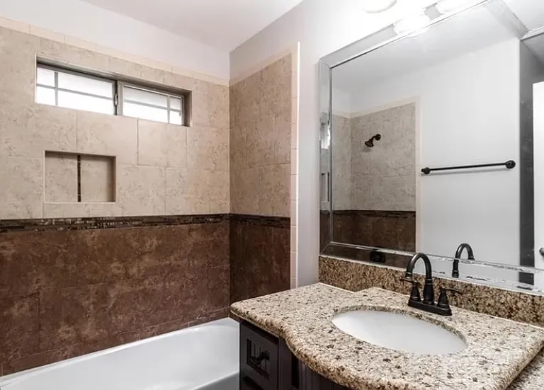 3409 Ozark Ave — Photo 4