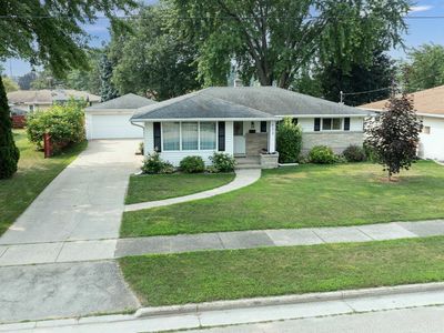 633 11th St, Menasha, WI, 54952