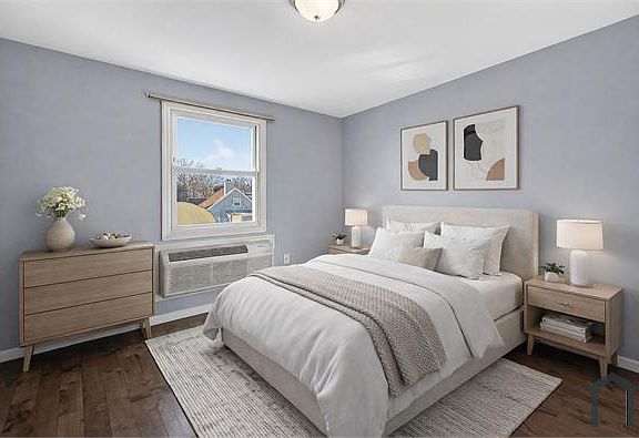 2nd image of 76 Winthrop St #78
