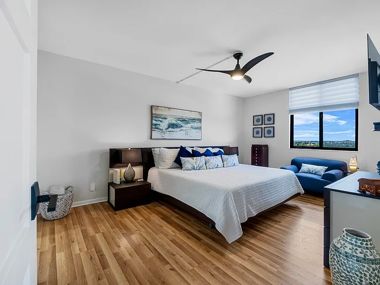 6287 Bahia Del Mar Cir #706 — Photo 13