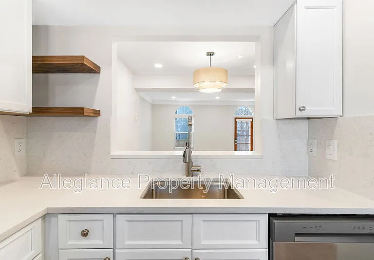 6630 Medinah Ln — Photo 13