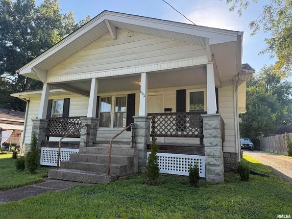 602 S Bentley St, Marion, IL 62959