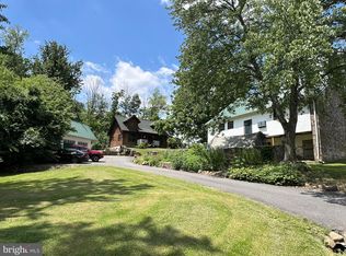 350 Swamp Rd, Morgantown, PA 19543