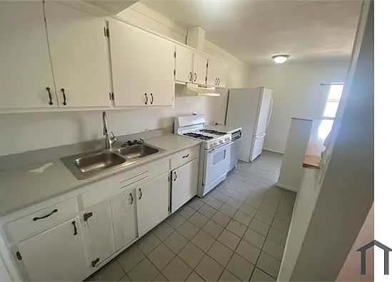 2705 W Tuckey Ln #2 — Photo 9