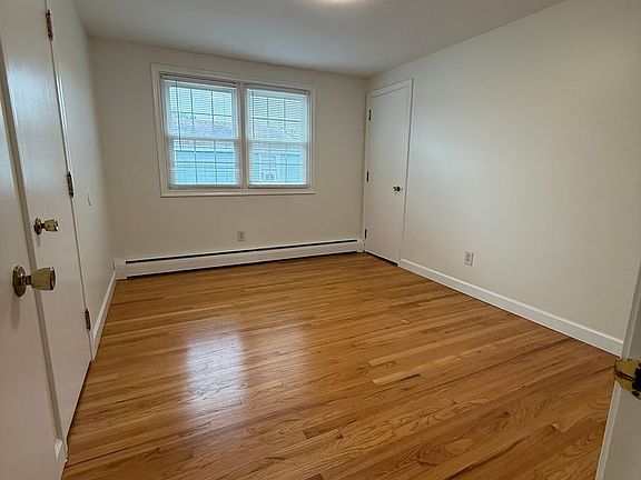 3rd image of 27 Janet Dr #2