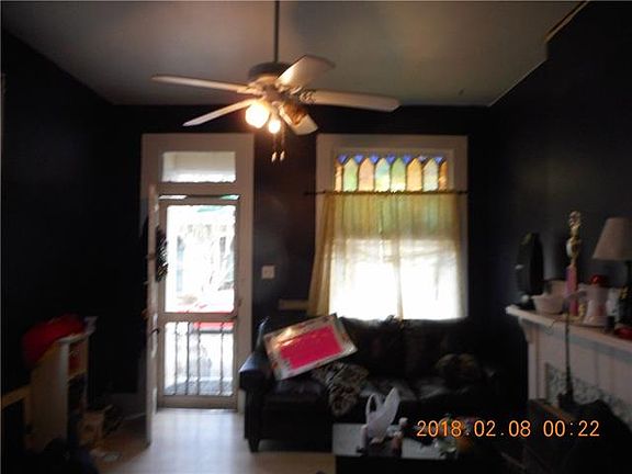 4th image of 1842 Burgundy St