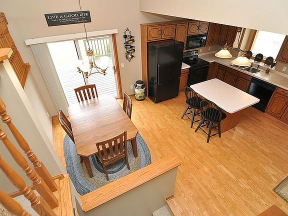 Plenty of open space, high, vaulted ceilings a plus