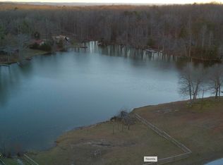 1 Diane Cir, Crossville, TN 38572