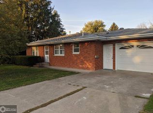 526 S Main St, Danville, IA 52623