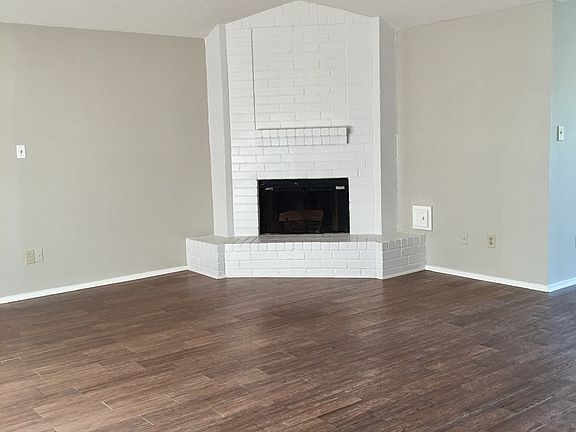 3rd image of 7227 Sonnet Glen Ln