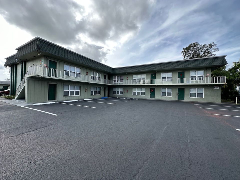 1st image of 218 7th St APT 4
