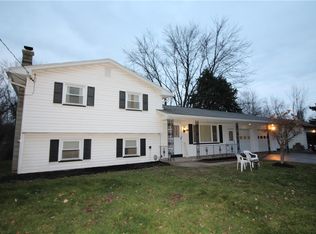 774 Weiland Rd, Rochester, NY 14626