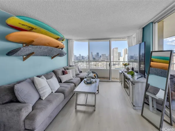 2825 S King St APT 1902, Honolulu, HI 96826