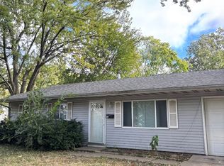 402 Dodson Dr S, Urbana, IL 61802