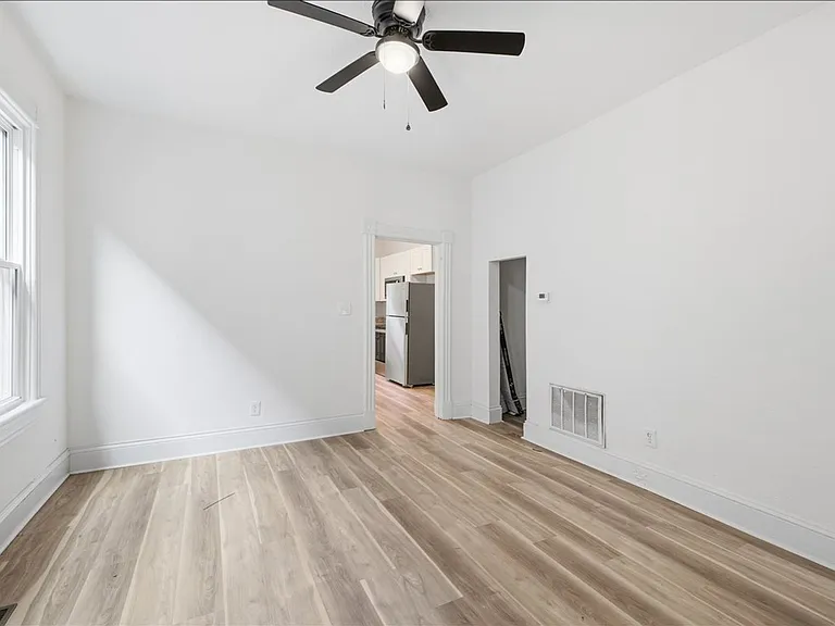 322 Florida Ave — Photo 7
