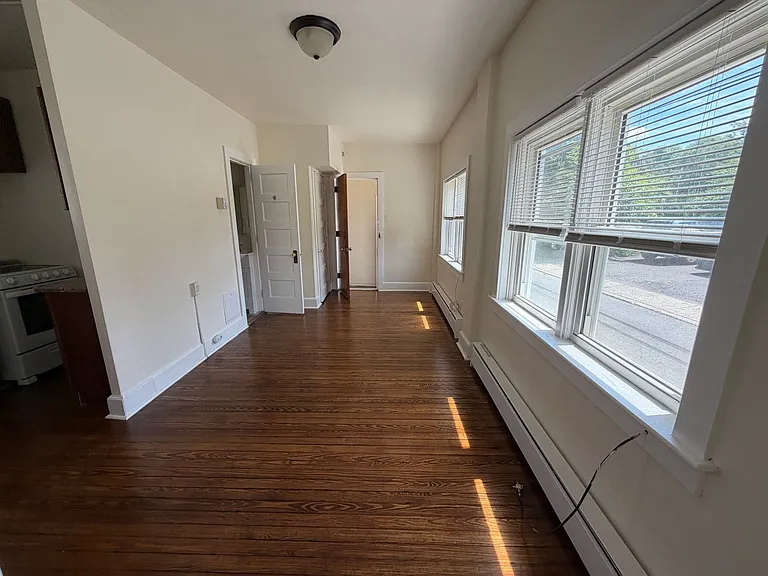214 N Saint Cloud St — Photo 7