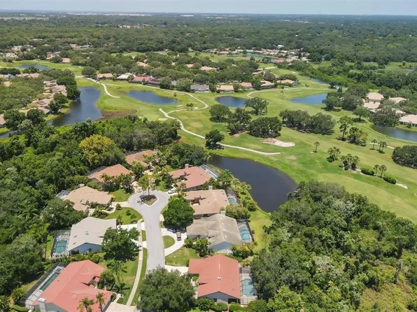 2960 Longleat Woods, Sarasota, FL 34235