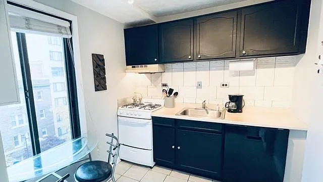 1440 N St NW #609 — Photo 12