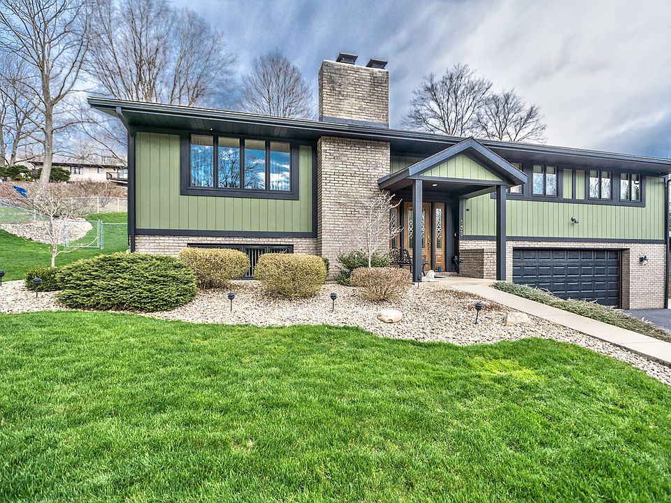 1st image of 135 Lyn Dale Dr