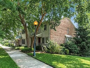 1st image of 108 Panorama Dr #108