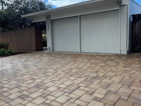 3946 Louis Rd, Palo Alto, CA 94303