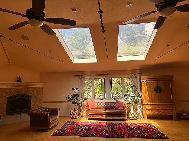 2376 Old Topanga Canyon Rd — Photo 12