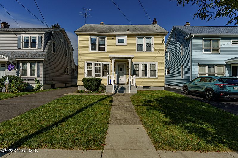 2nd image of 58 Edgecomb Street