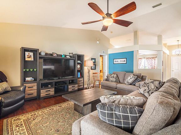 4th image of 4083 Costa Mesa Ln