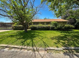 109 Live Oak Dr, Ozona, TX 76943
