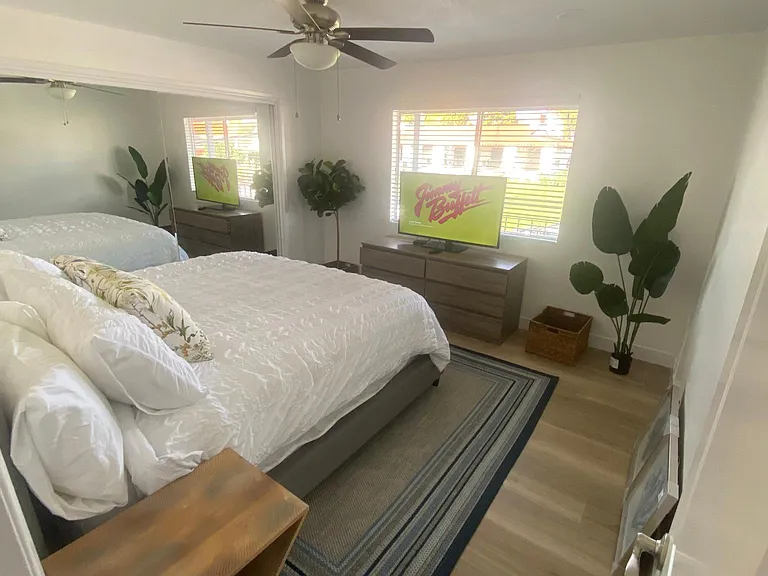 302 Avenida Del Mar #B — Photo 11