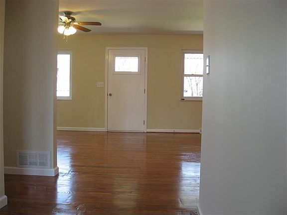 2nd image of 8585 Hallridge Ct