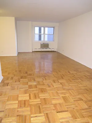 Rented by Metropolitan Equities | media 18