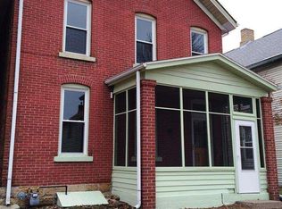 2139 Jackson St, Dubuque, IA 52001
