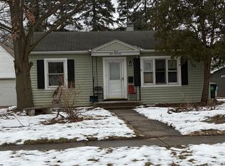 414 Cleveland Ave, Batavia, IL 60510