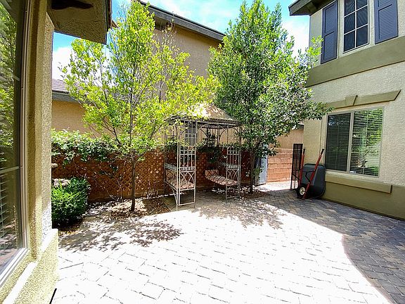 3rd image of 3821 Moonshine Falls Ave