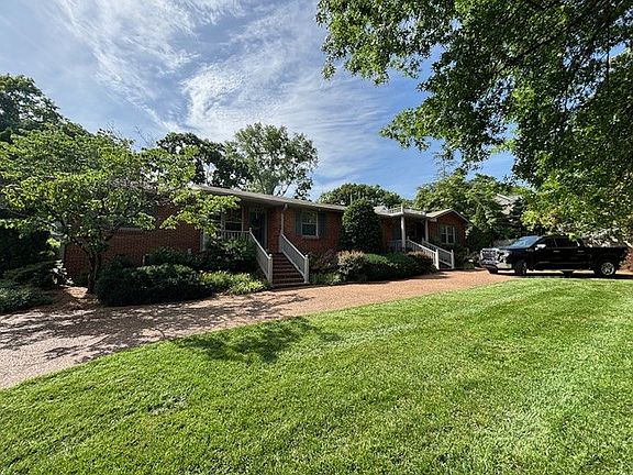 3rd image of 603 Clearview Dr