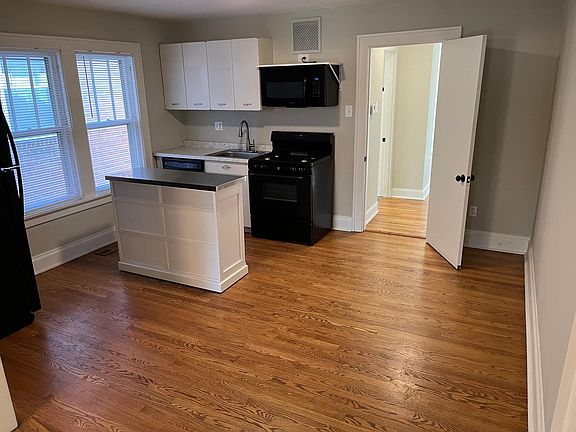 5th image of 5418 Robert Ave