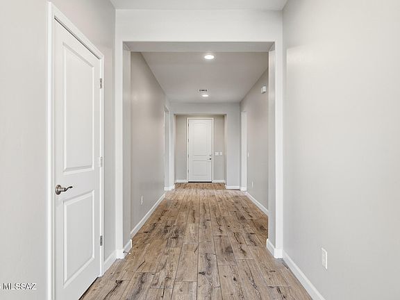 5th image of 13944 E Red Oaks Dr