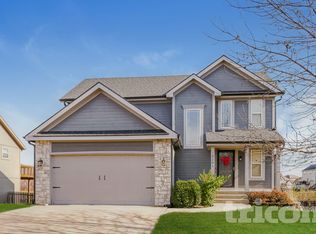 10201 N Lewis Ave, Kansas City, MO 64157