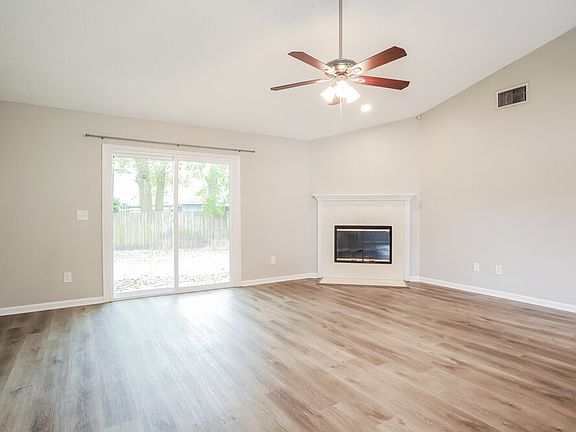 5th image of 12419 Long Lake Dr N