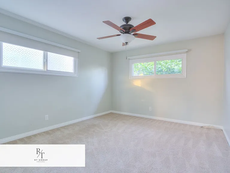 1112 Riedel Ave — Photo 29