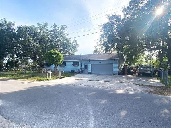 3524 16th St E, Bradenton, FL 34208