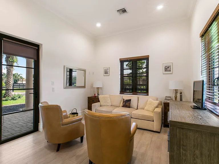 15726 Estancia Ln — Photo 34