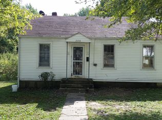 300 E Lewis St, Anna, IL 62906