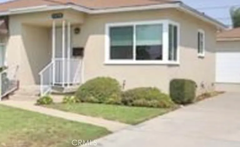 1038 W Princeton St — Photo 1